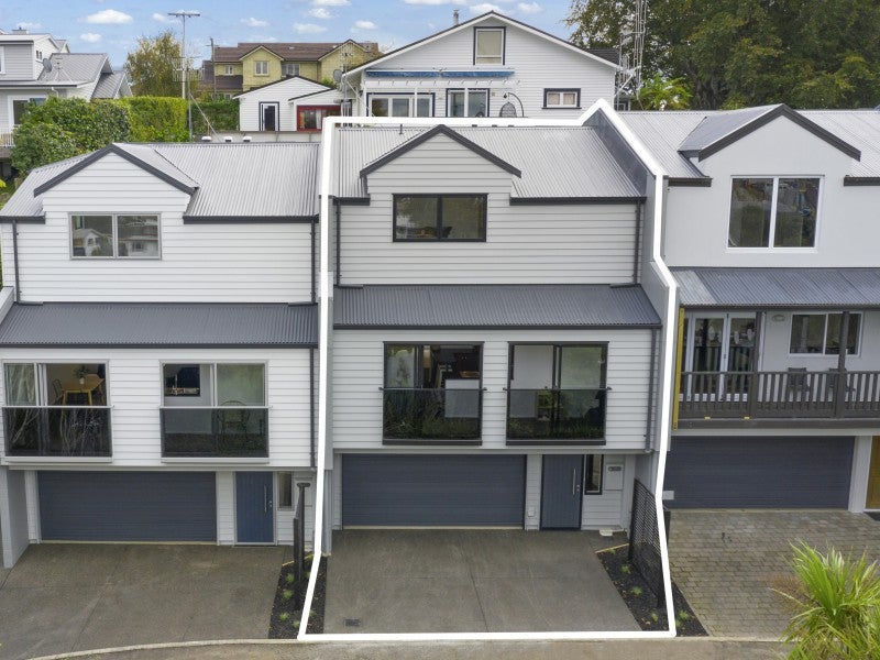 82B Fourth Avenue, Tauranga, Tauranga - Carousel 2