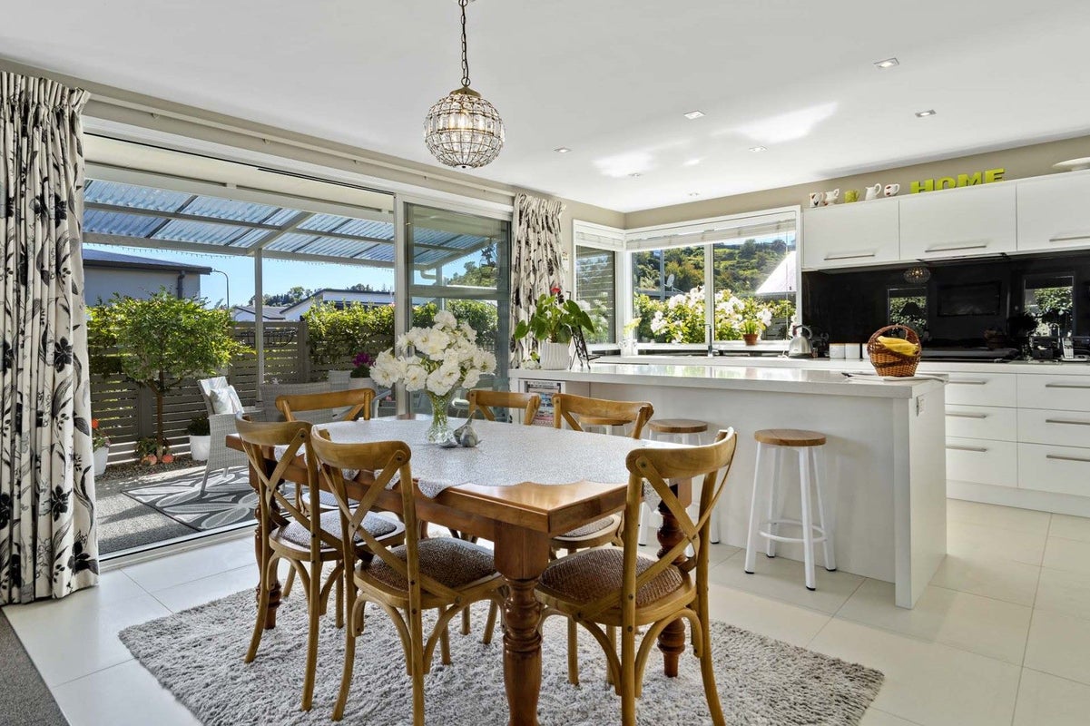 2 Marcus Way, Brookfield, Tauranga - Carousel 2