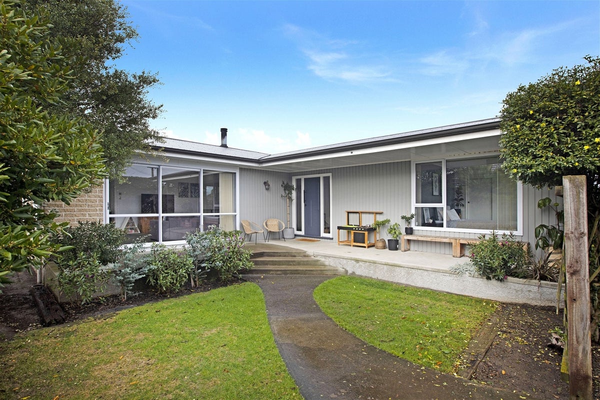 30 Hindess Street, Halswell, Christchurch - Carousel 1