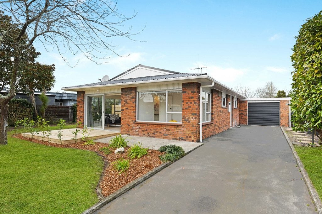 4 Sandringham Road, Enderley, Hamilton - Carousel 1