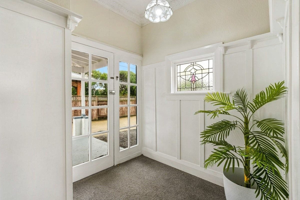 26A Hargest Crescent, Saint Kilda, Dunedin - Carousel 2