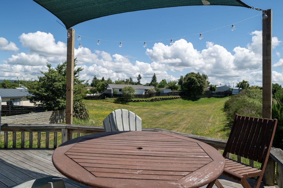 83 Arthur Crescent, Hilltop, Taupō - Carousel 1