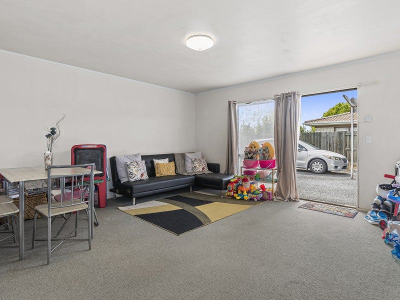 1/44 Malfroy Road, Victoria, Rotorua - Carousel 1