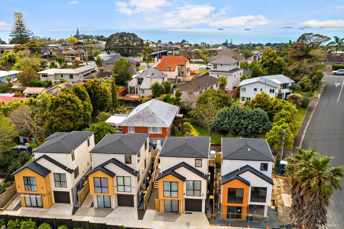 3A Kenmure Avenue, Forrest Hill, Auckland - Carousel 2