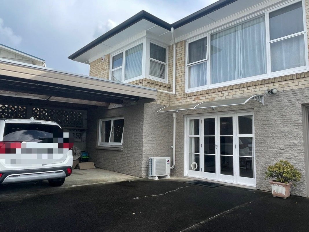 31 Bayview RD, Browns bay, Auckland  - Carousel 1