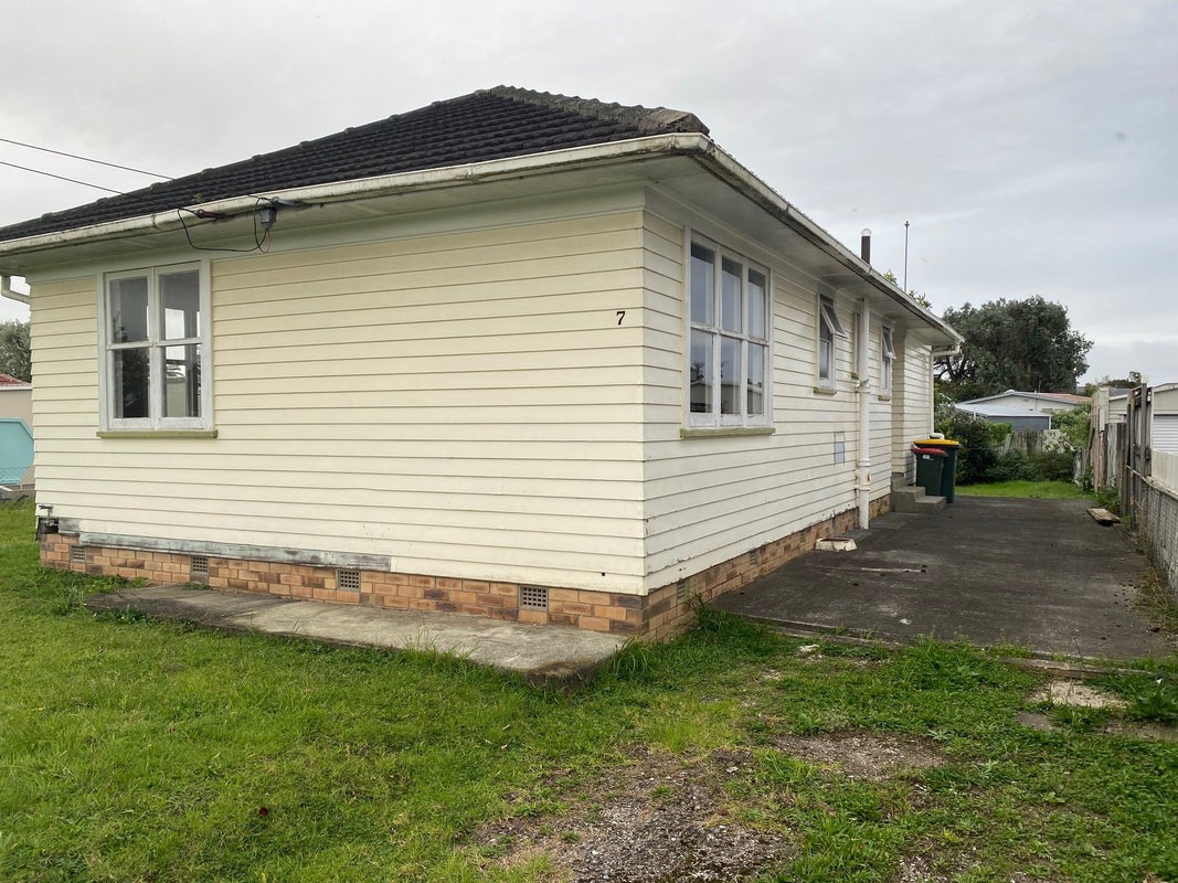 7 Jordan Road, Mangere, Auckland - Carousel 7