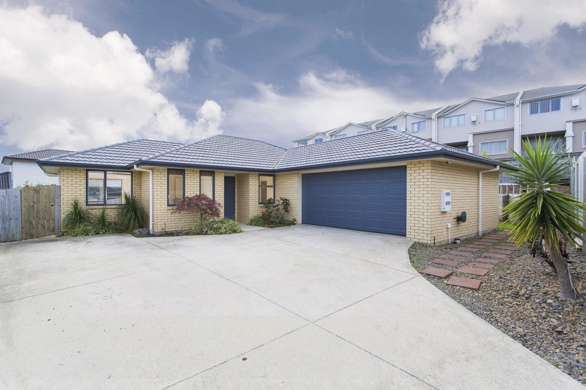 26 Carol Lee Place, Albany Heights, Auckland - Carousel 1