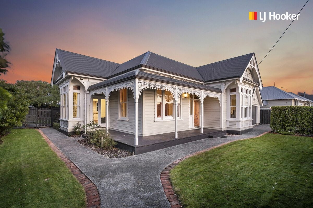 73 Royal Crescent, Saint Kilda, Dunedin - Carousel 1
