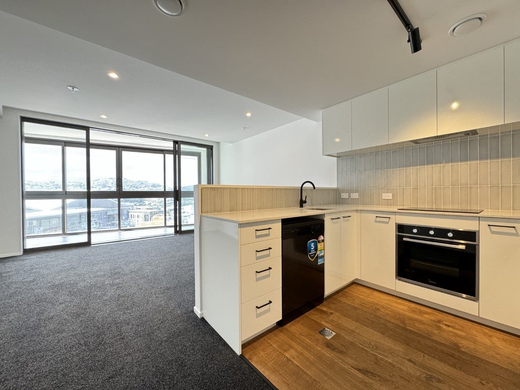 105/2A Ropa Lane, Miramar, Wellington - Carousel 1