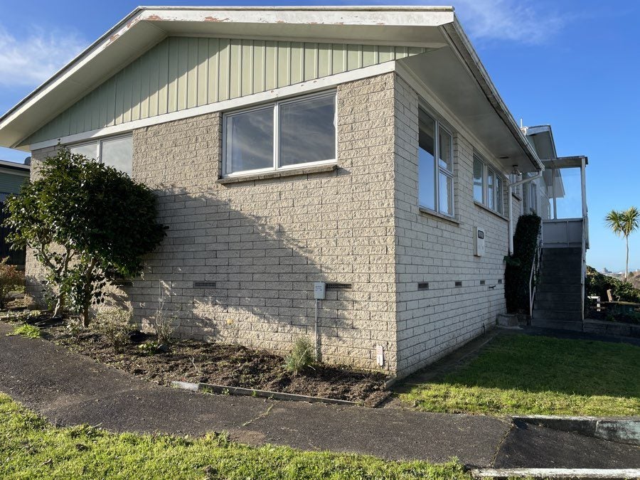 15 Beaumaris Place, Dinsdale, Hamilton, Waikato - Carousel 1