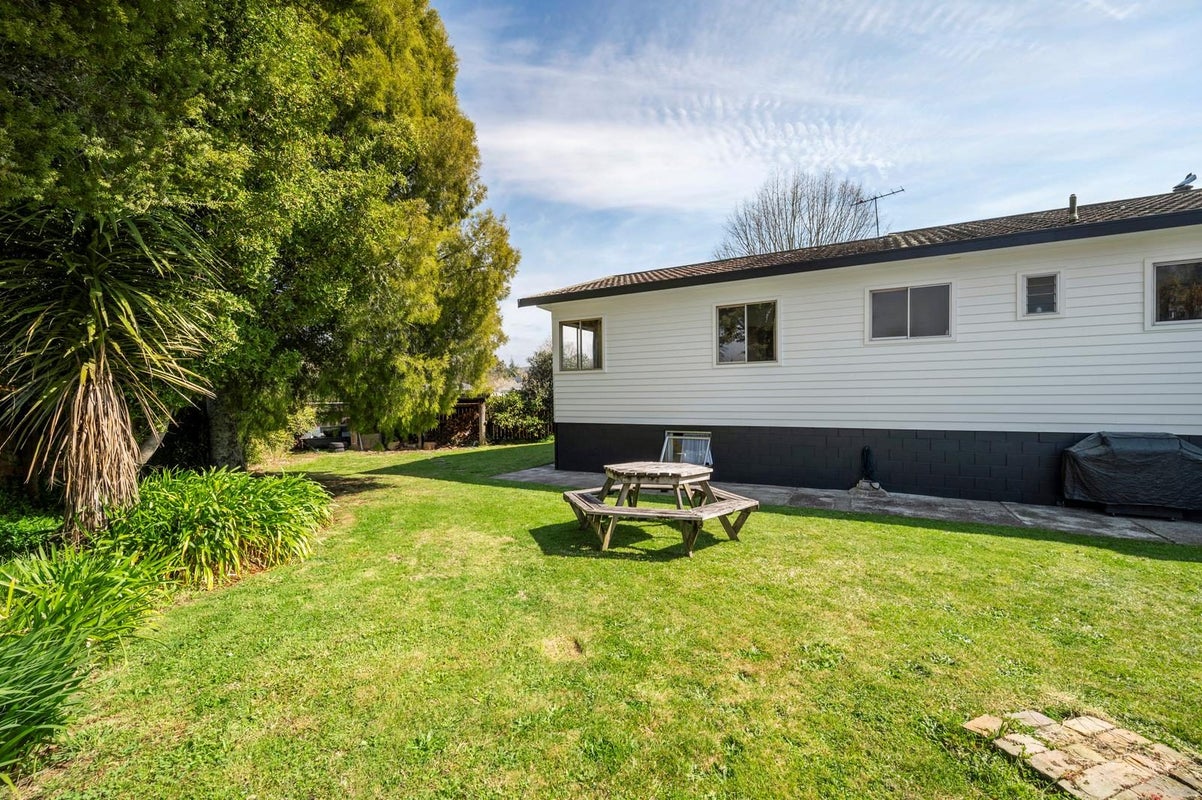 10 Helena Place, Sunnybrook, Rotorua - Carousel 16