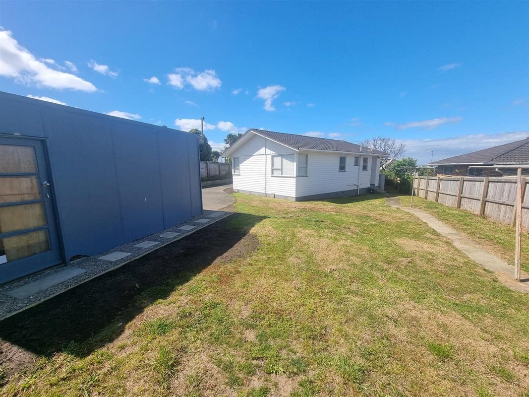 13 Harmel Road, Glendene, Auckland - Carousel 9