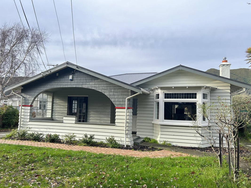122 Waiwhetu Road, Waterloo, Lower Hutt - Carousel 1