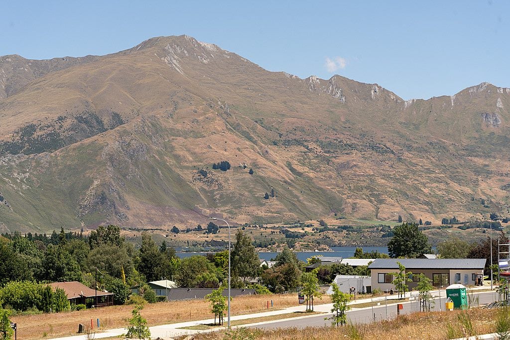 59 Clearview Street, Wanaka - Carousel 2