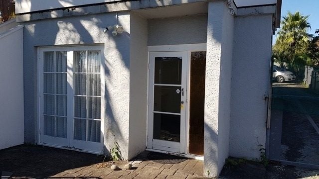 17 Kelston Street, New Lynn, Auckland - Carousel 2
