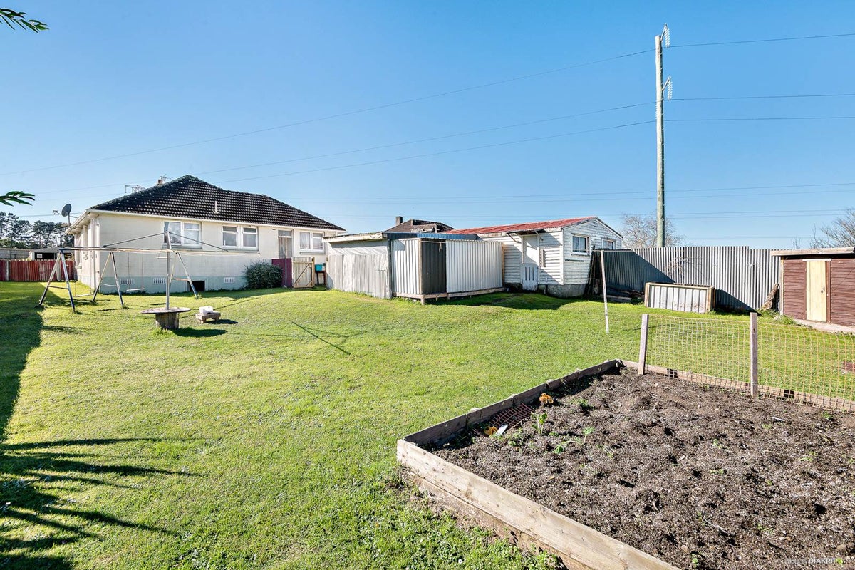 10 Herewini Street, Meremere - Carousel 2