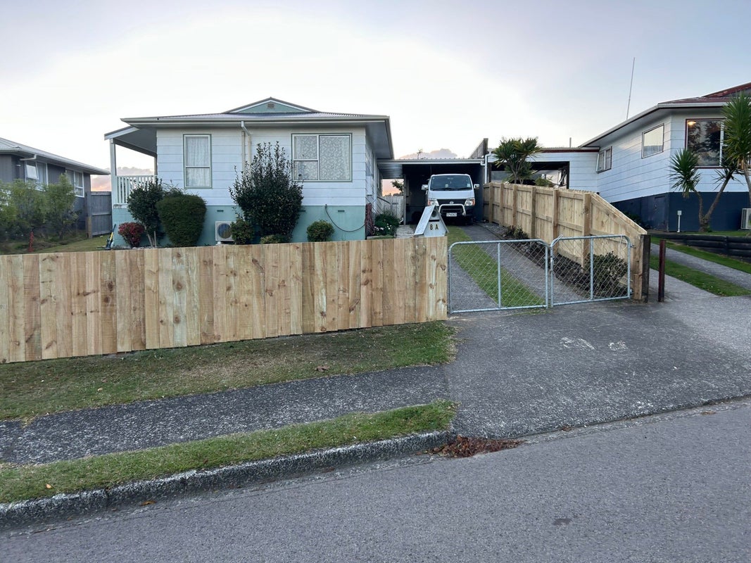 8A Spinel Place, Pukehangi, Rotorua - Carousel 1