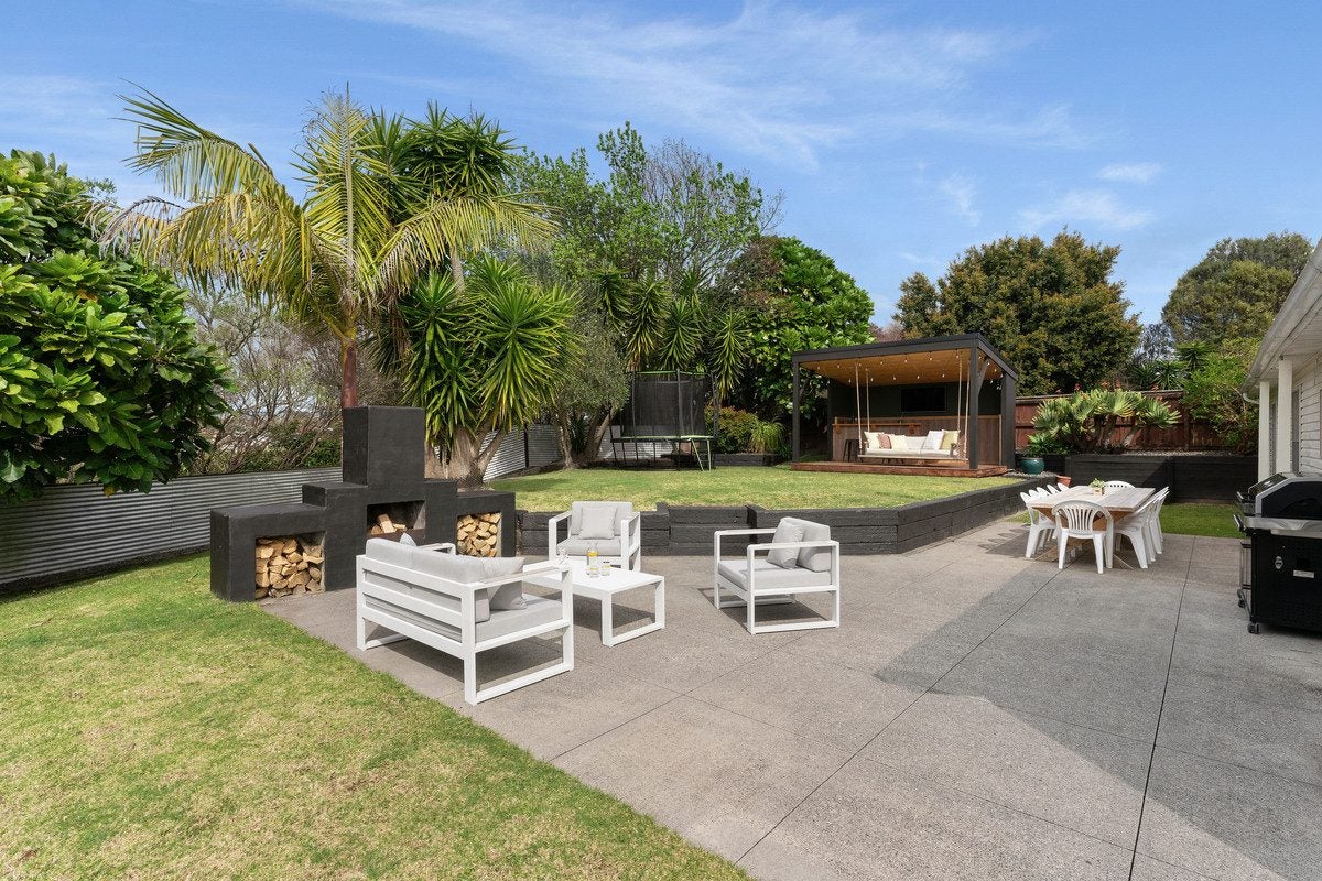 28 Tawhiri View, Pyes Pa, Tauranga - Carousel 1
