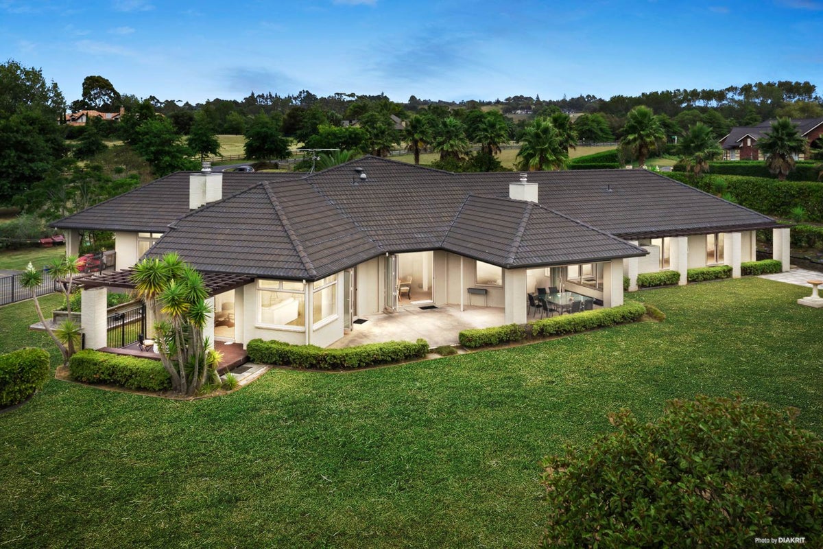 6 Kingscliff Rise, Albany - Carousel 2