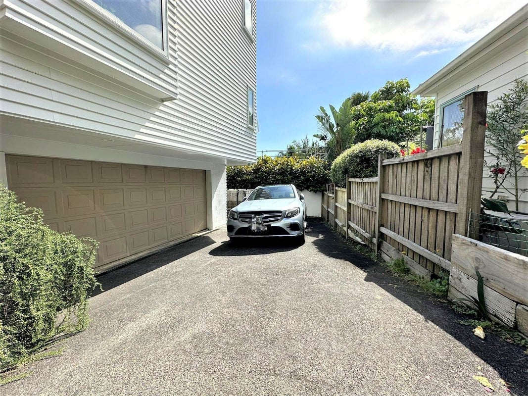 86C Coates Avenue, Orakei, Auckland - Carousel 26