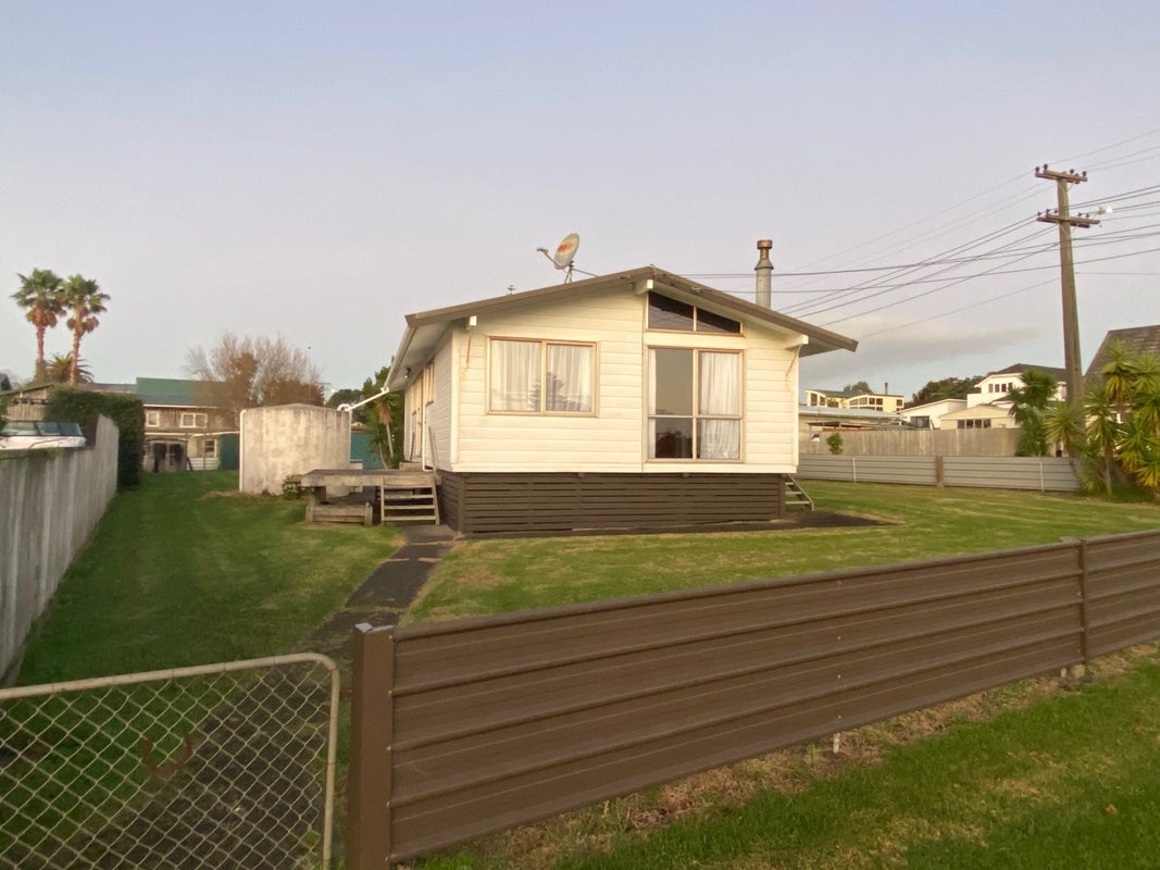 78 First View Avenue, Beachlands, Auckland - Carousel 12