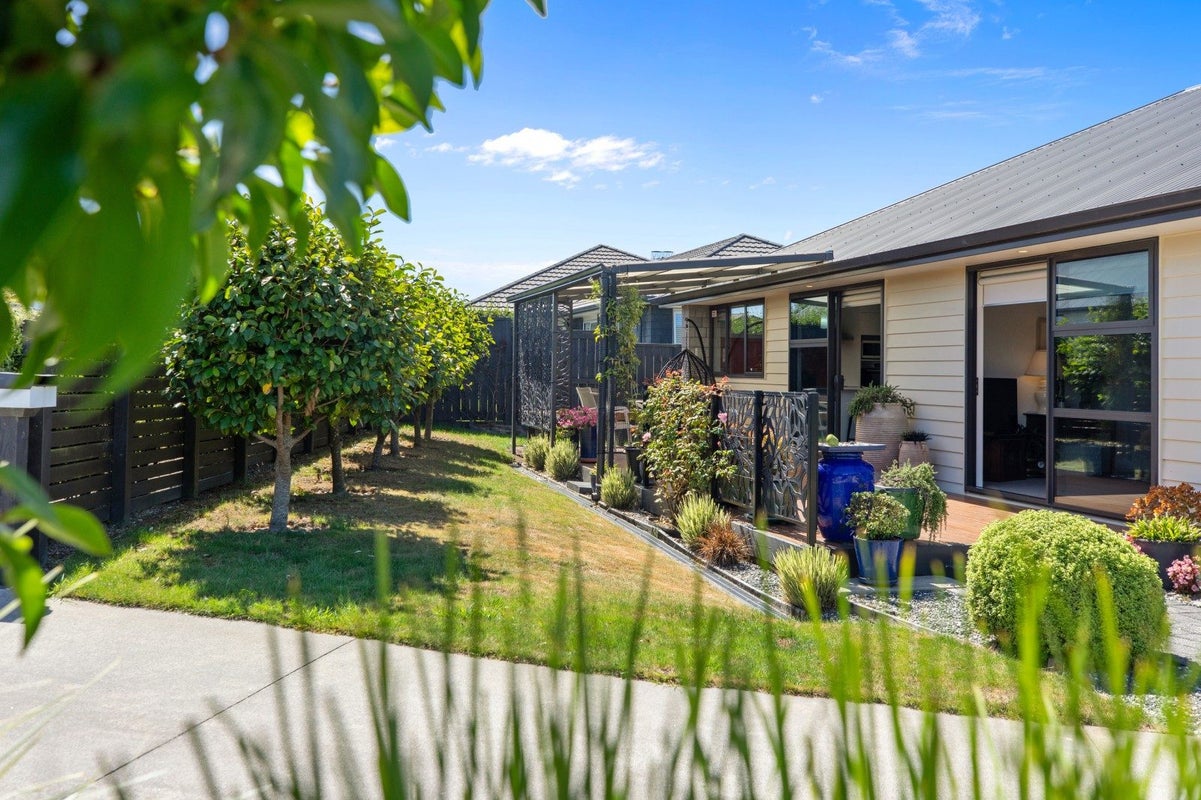 3 Paimarire Lane, Pyes Pa, Tauranga - Carousel 2