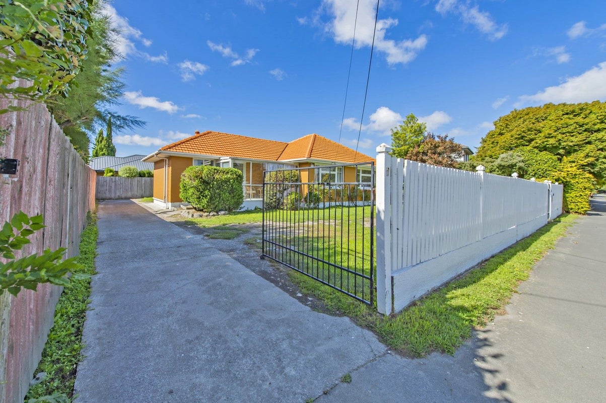 15 Middlepark Road, Sockburn, Christchurch - Carousel 20