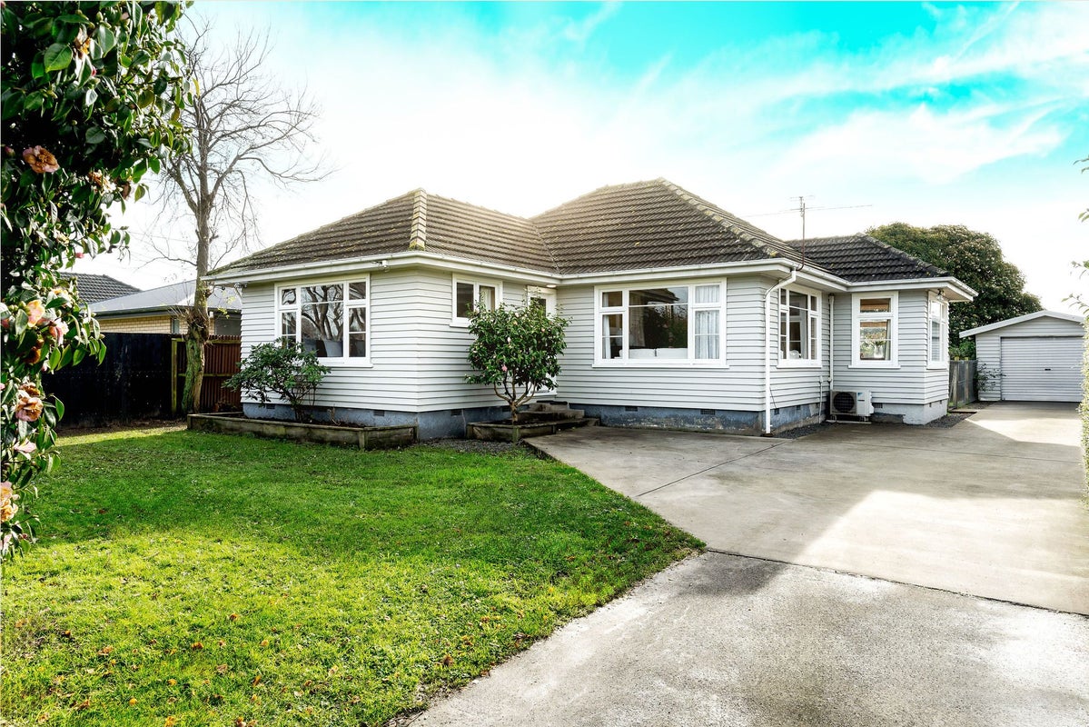 90 Northcote Road, Northcote, Christchurch - Carousel 1