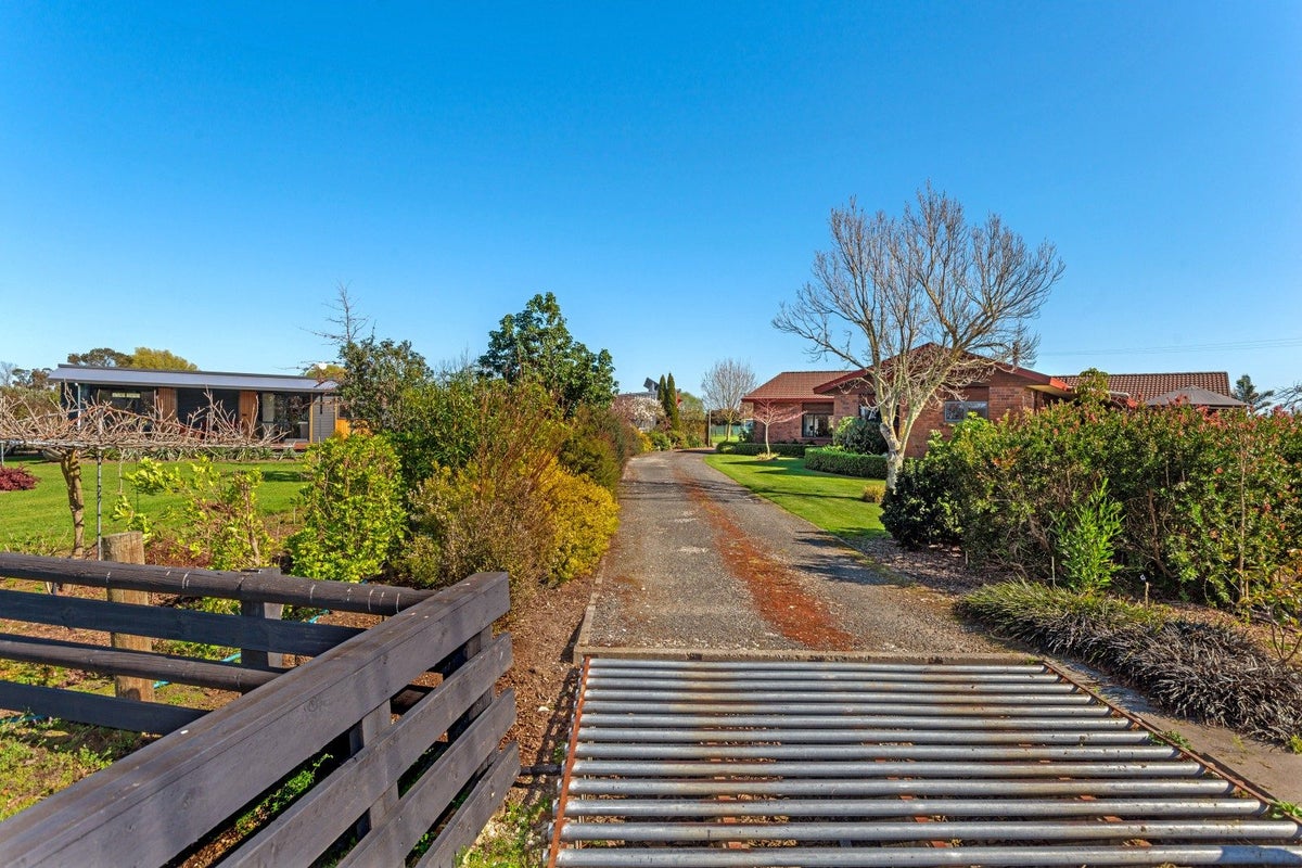 26 Cameron Road, Makauri, Gisborne - Carousel 2