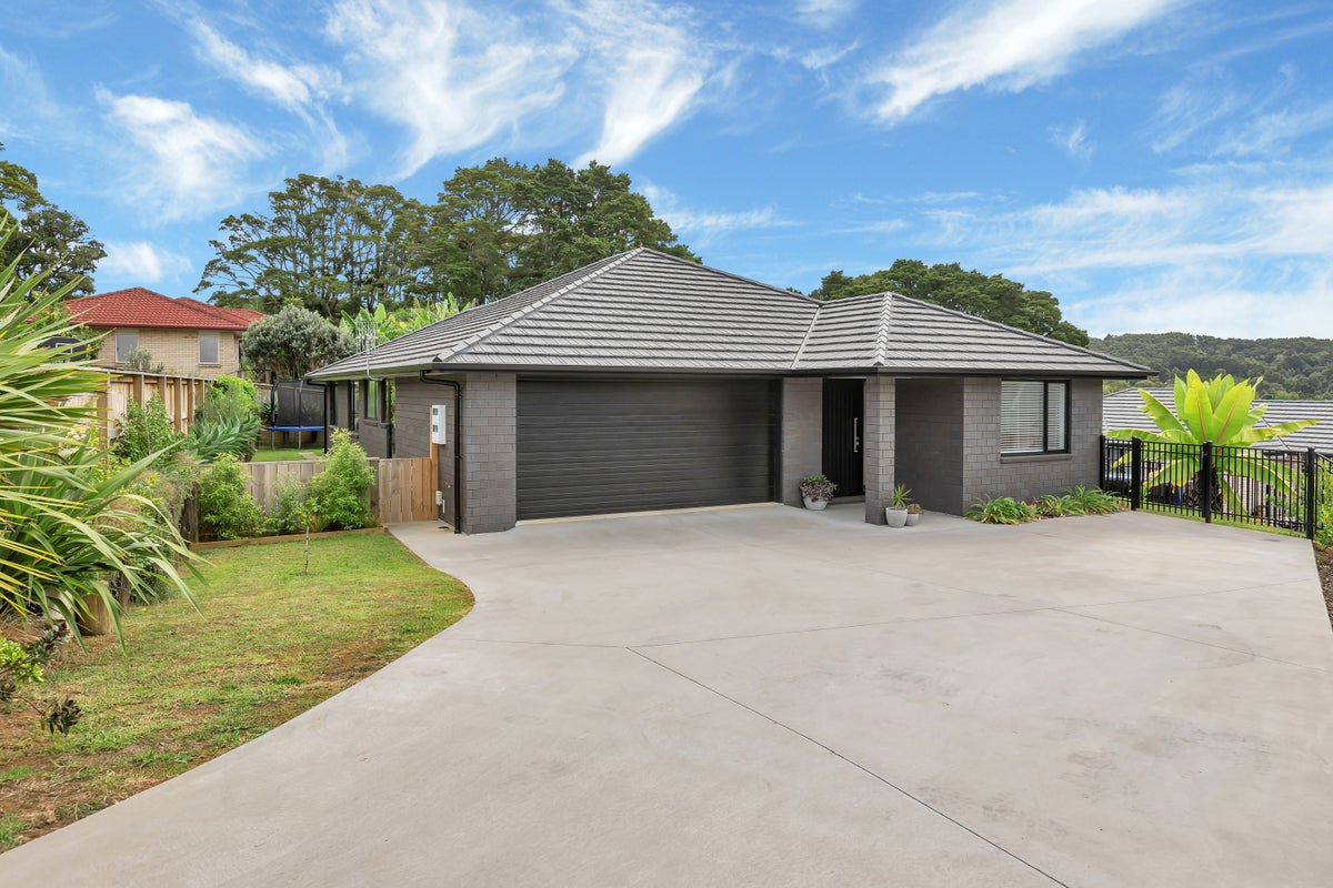 10 Rotokauri Rise, Kamo, Whangarei - Carousel 1