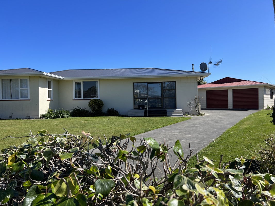 18 Piper Place, Roslyn, Palmerston North - Carousel 1