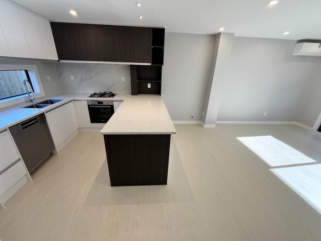 124A New Windsor Road, New Windsor, Auckland - Carousel 1