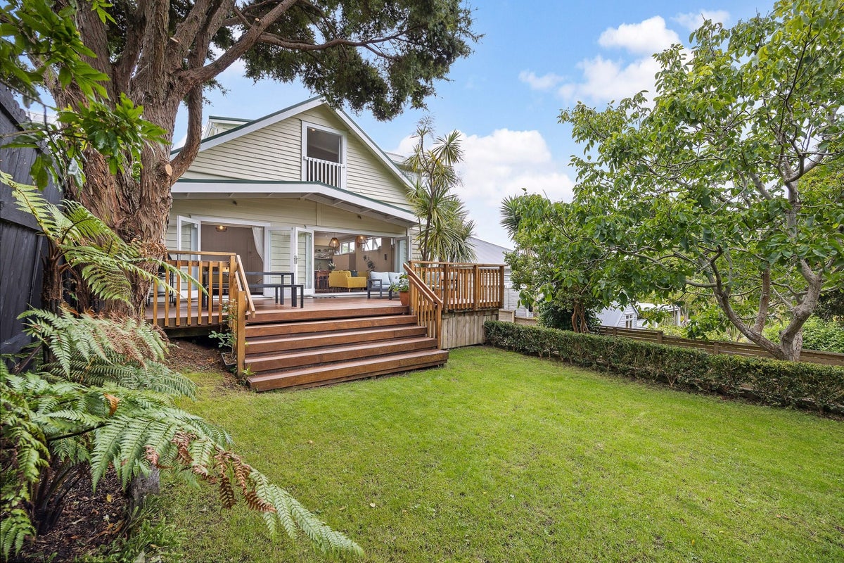 5 Allen Road, Grey Lynn, Auckland - Carousel 1