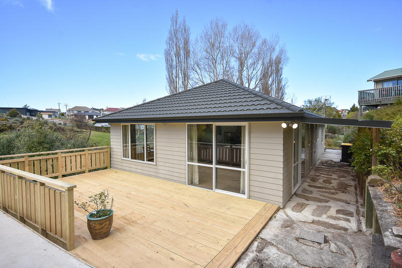 22 Summertime Avenue, Corstorphine, Dunedin - Carousel 1