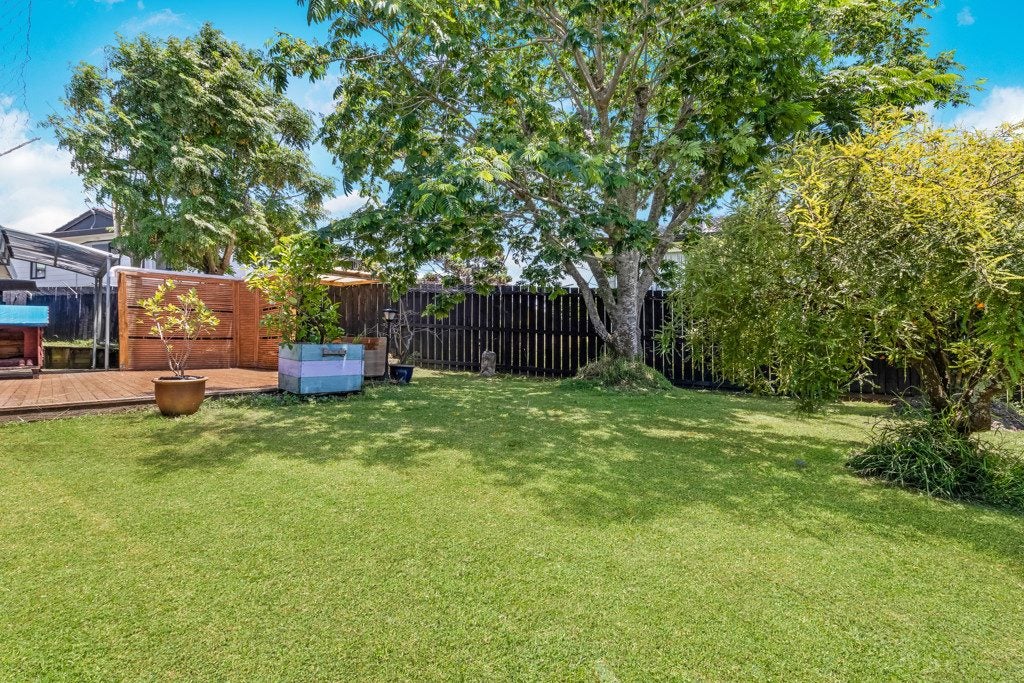 7A Patrice Place, Massey, Auckland - Carousel 1
