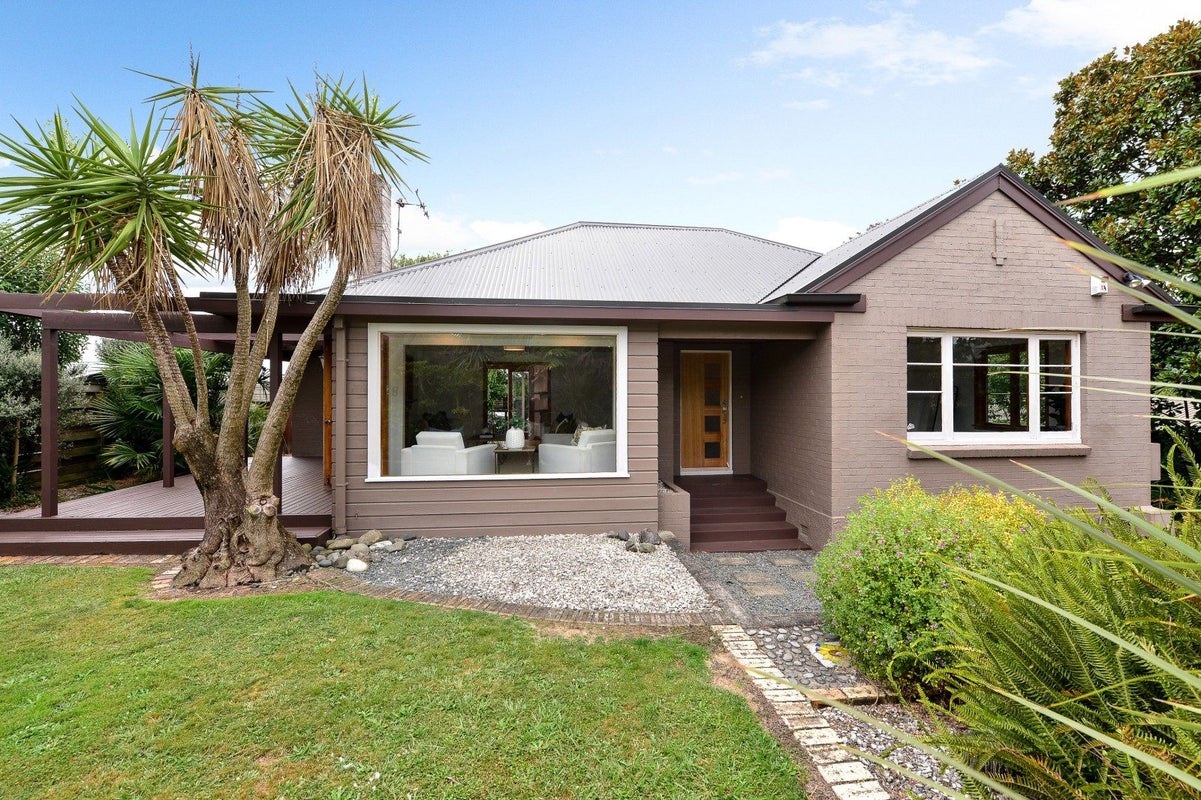 22 Oakley Avenue, Claudelands, Hamilton - Carousel 2