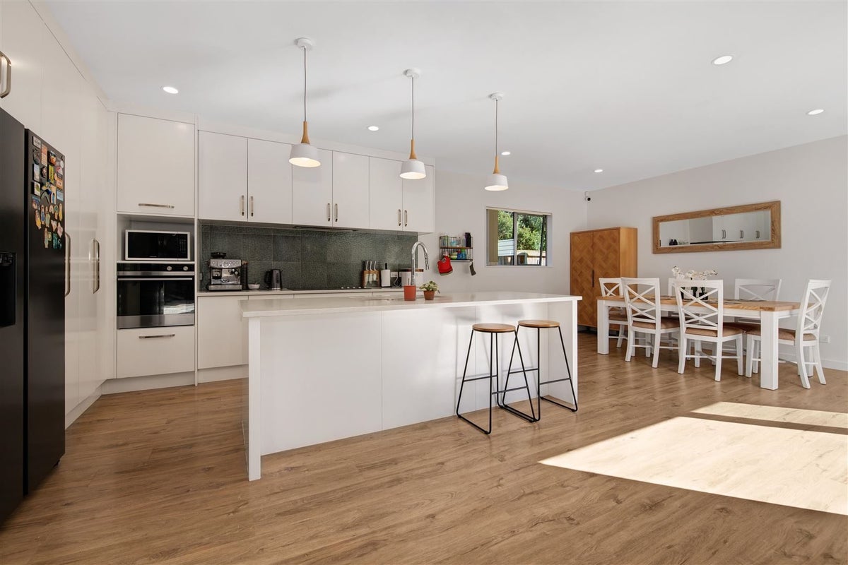 1 Astrolabe Place, Gulf Harbour, Whangaparaoa - Carousel 2