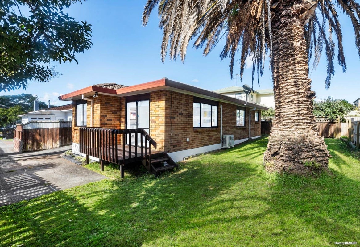 1A Waiohua Road, Greenlane, Auckland - Carousel 2