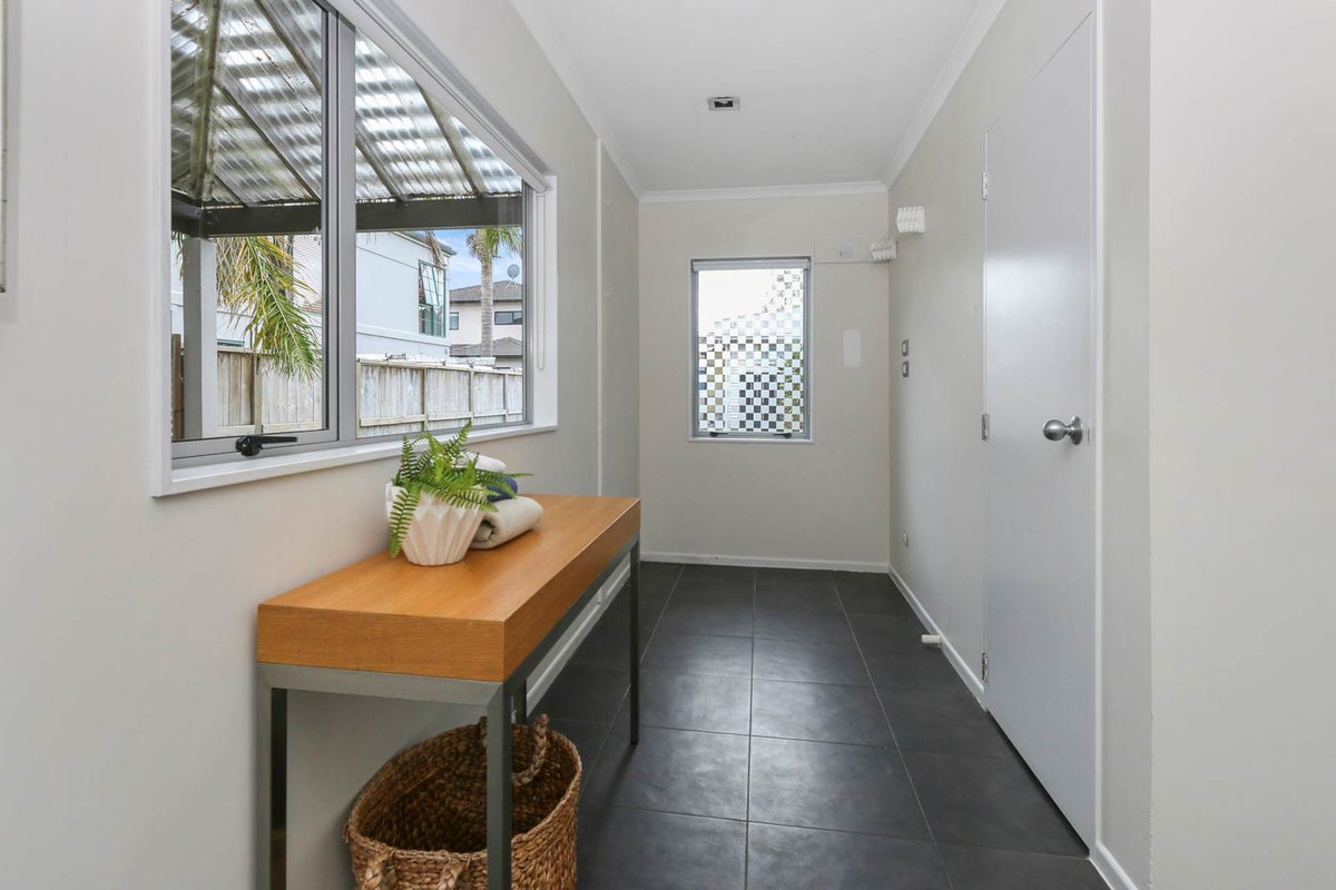 46A Liverpool Street, Epsom, Auckland - Carousel 24