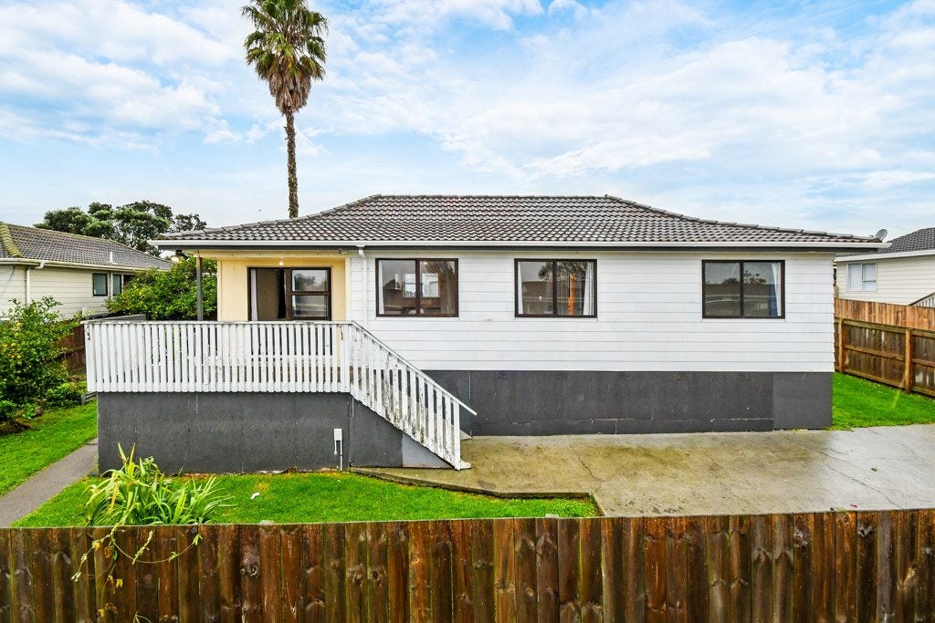 3/43 Taitimu Drive, Weymouth, Auckland - Carousel 1