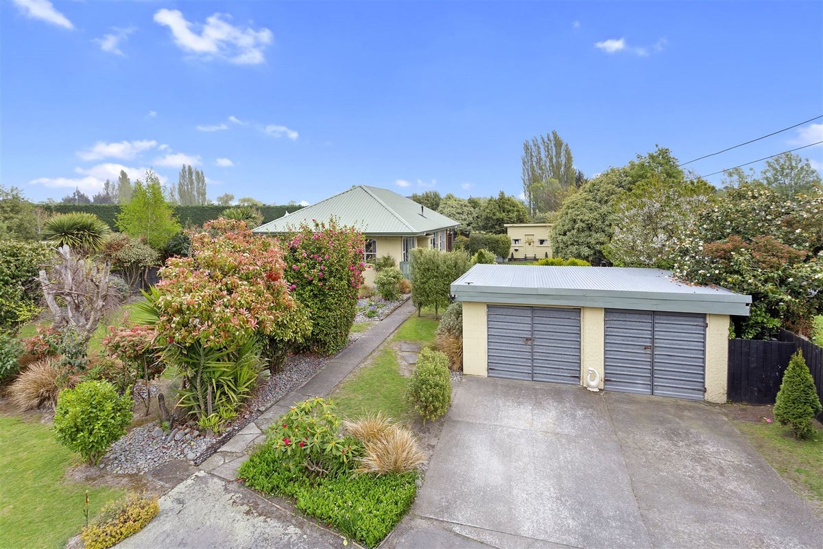 209 Guthries Road, Belfast, Christchurch - Carousel 1
