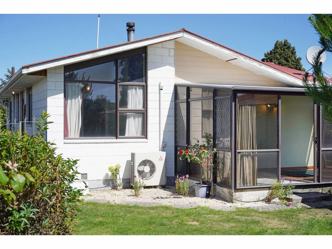 23 Florida Street, Hornby, Christchurch - Carousel 2