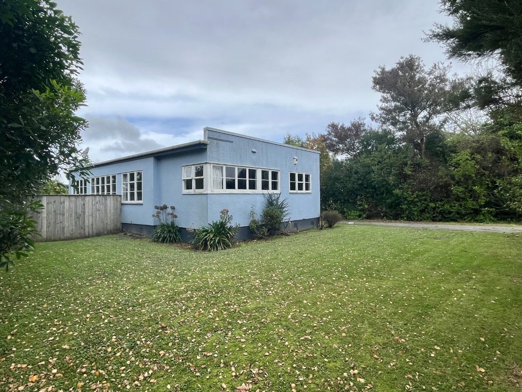 72 Savage Crescent, West End, Palmerston North - Carousel 2