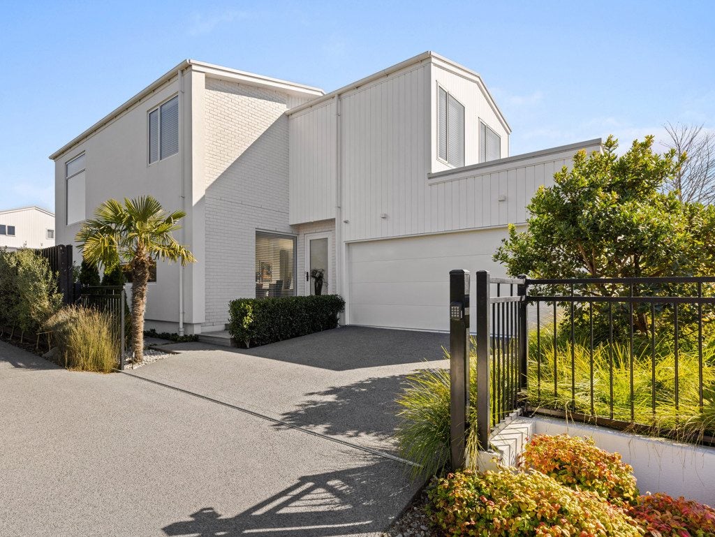 17 Strowan Road, Strowan, Christchurch - Carousel 1