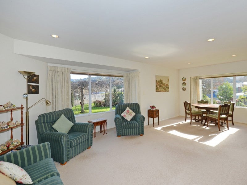 596 Fergusson Drive, Trentham, Upper Hutt - Carousel 2