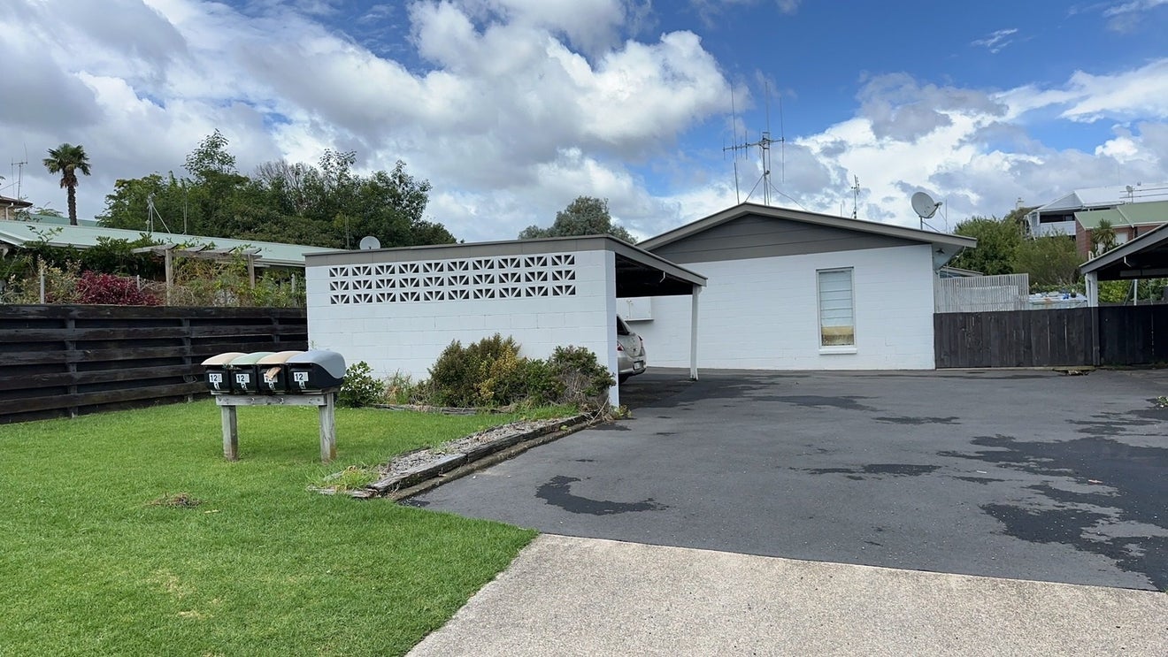 1/129 Pillans Road, Otumoetai, Tauranga - Carousel 2