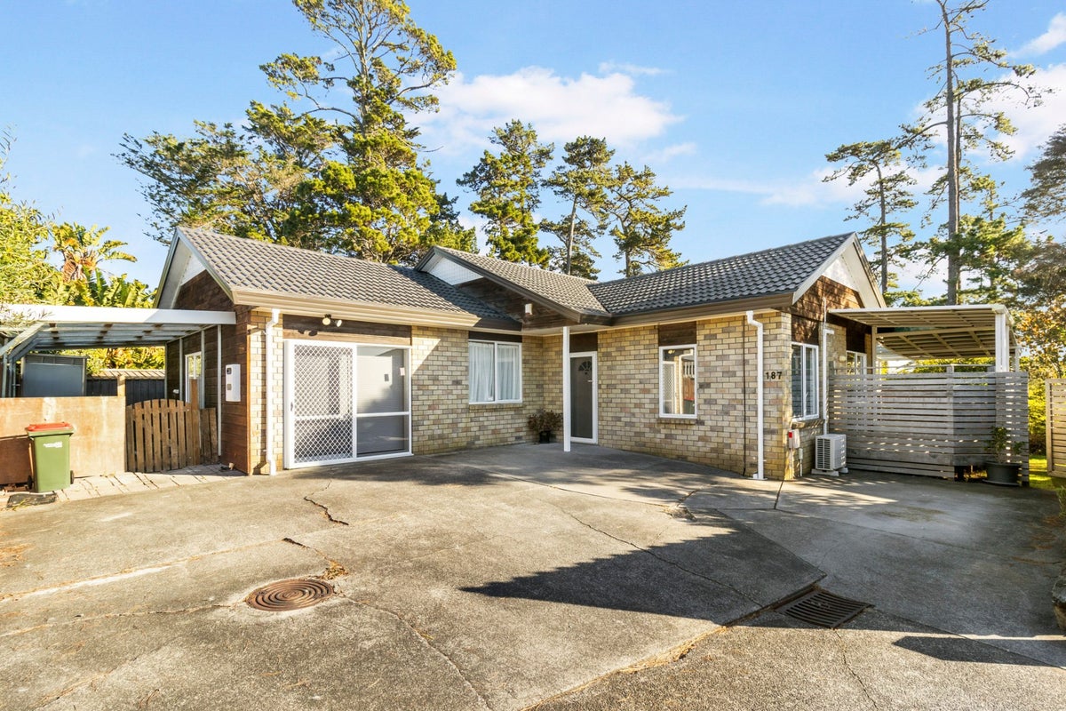 187 Burswood Drive, Burswood, Auckland - Carousel 1