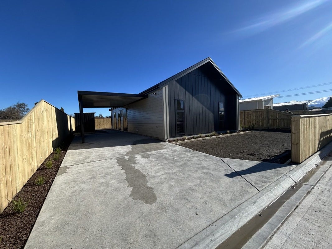 83B South Road, Solway, Masterton - Carousel 1