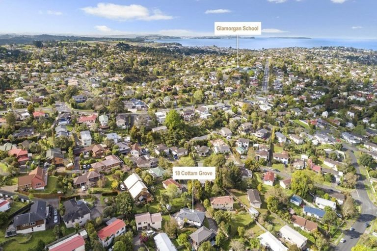 18 Cottam Grove, Northcross, Auckland - Carousel 19