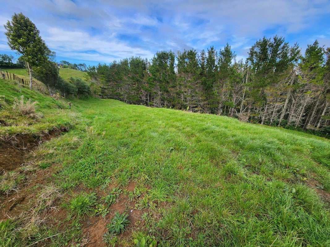144 Ackworth Road, Lepperton, New Plymouth - Carousel 2